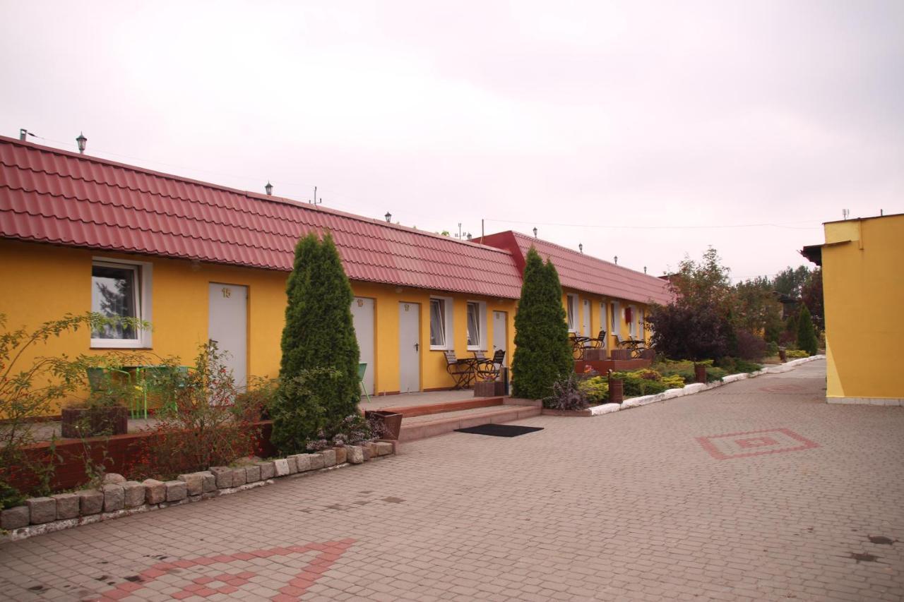 Zajazd Pod Kominkiem - Brzoza Kolo Torunia Buitenkant foto