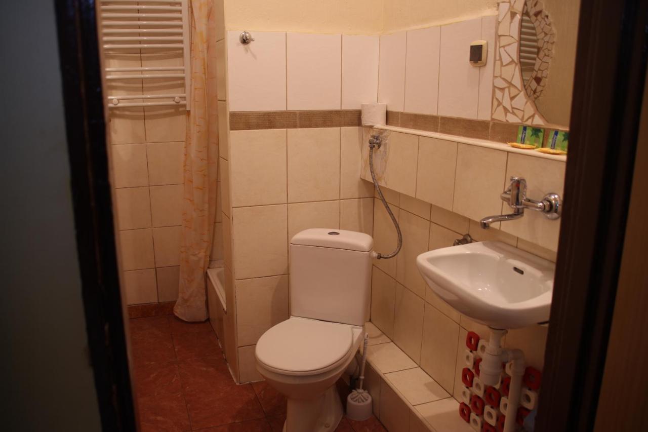 Zajazd Pod Kominkiem - Brzoza Kolo Torunia Buitenkant foto